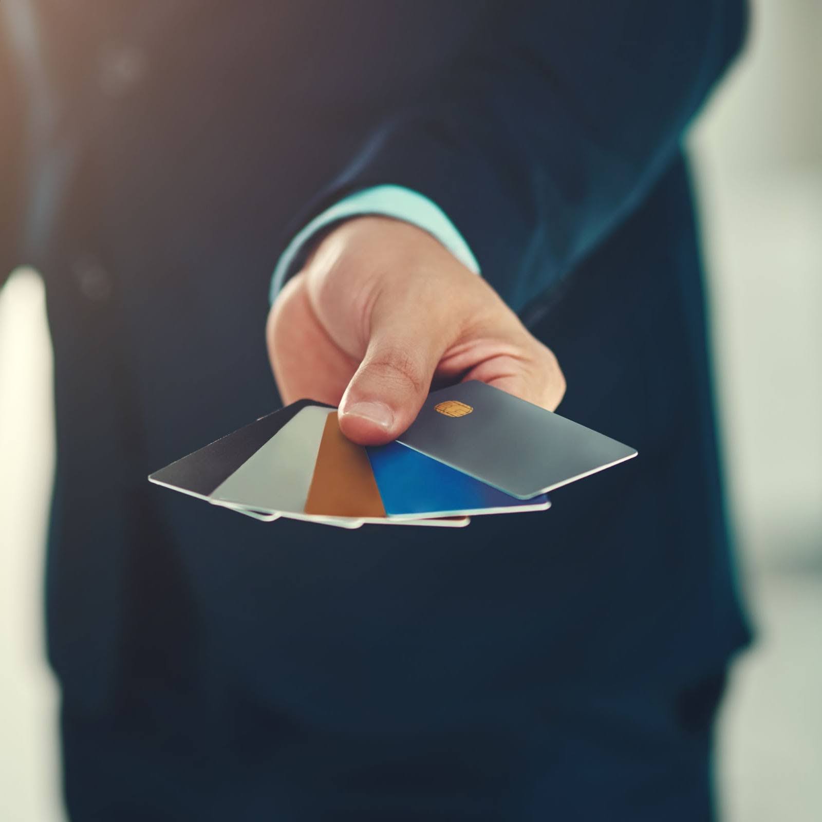 The Best Offshore Accounts for Expats in the UAE